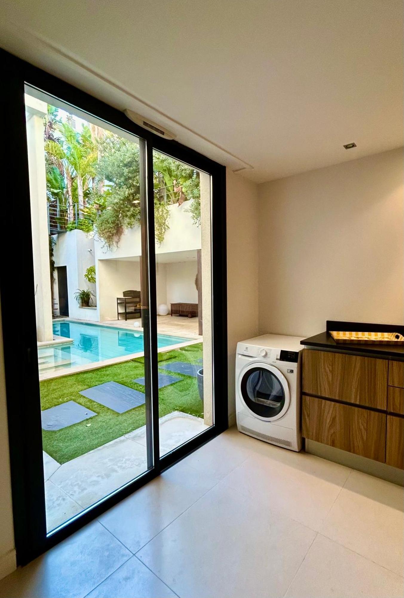 Rumah Bali Cannes Exteriér fotografie