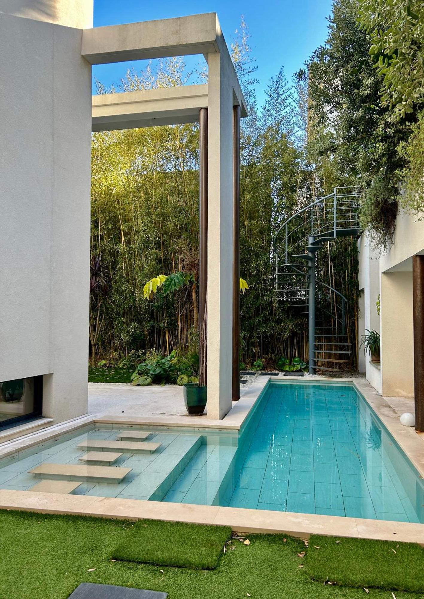 Rumah Bali Cannes Exteriér fotografie
